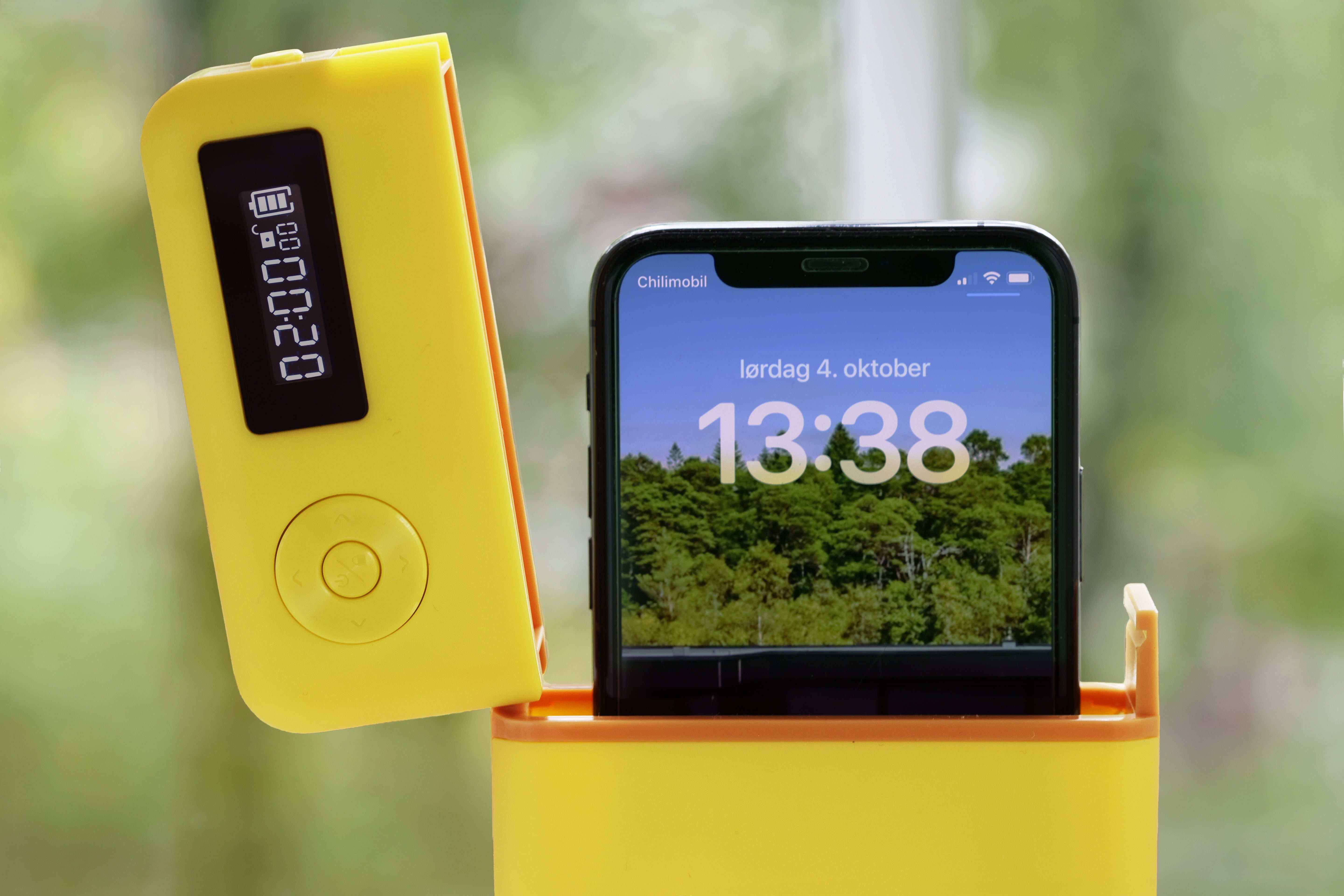 Låseboks til mobil – gul med katt